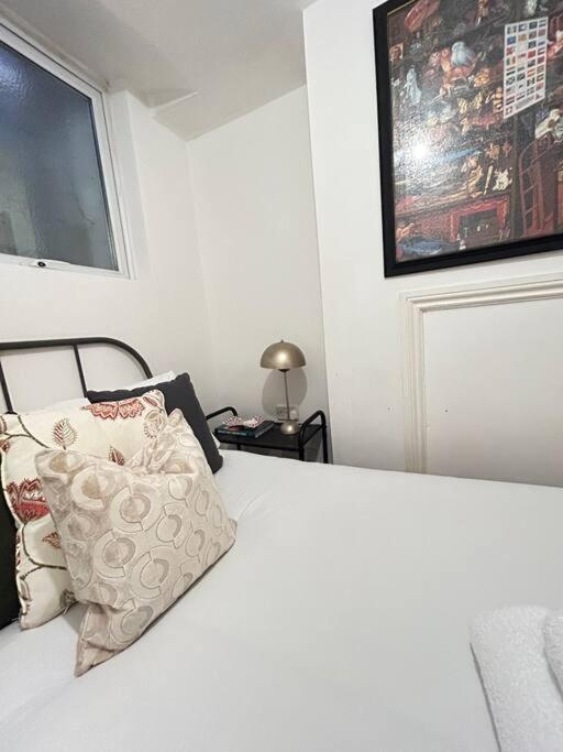 Apartament Modern 2 Bed In City Centre